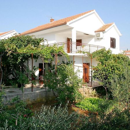 טרוגיר Apartments Mirja - 100M From The Beach & Parking מראה חיצוני תמונה