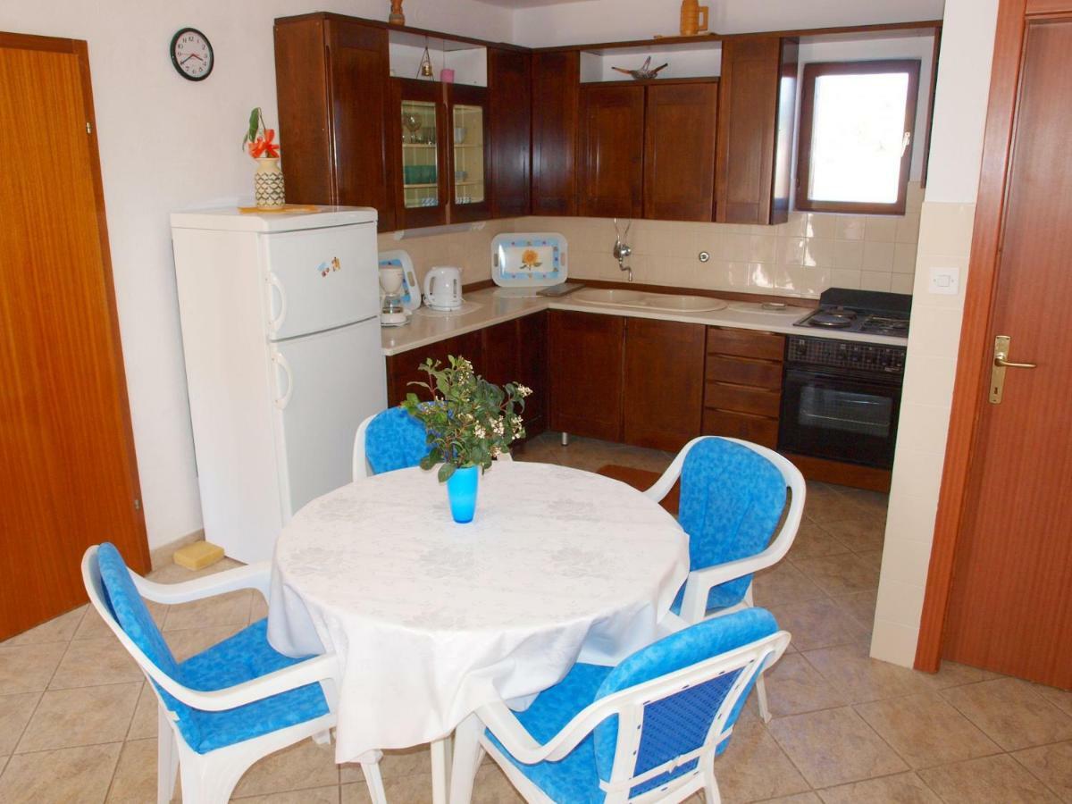 טרוגיר Apartments Mirja - 100M From The Beach & Parking מראה חיצוני תמונה