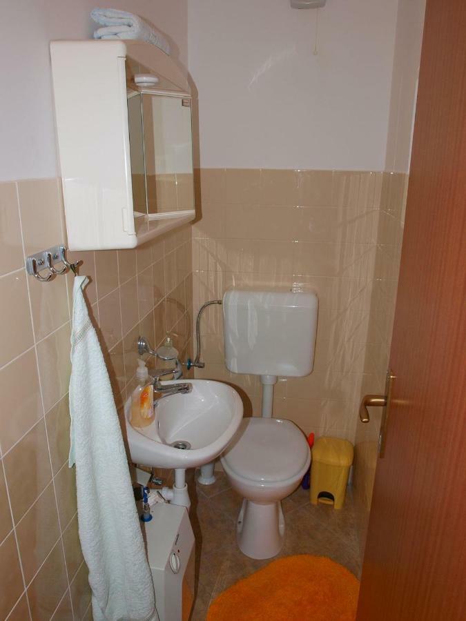 טרוגיר Apartments Mirja - 100M From The Beach & Parking מראה חיצוני תמונה